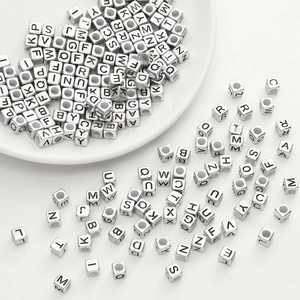 Square silver acrylic alphabet beads for DIY handmade jewelry bracelets and necklaces