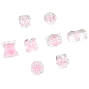 Mélange de perles en acrylique rose et clair en formes de papillon et chat pour bijoux