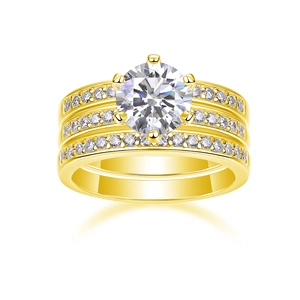 Luxury S925 silver wedding ring set with six-prong moissanite and gold finish