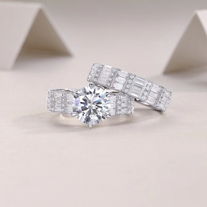 Detailed close-up of a 3-carat Moissanite ring set in S925 silver with a tapered baguette band
