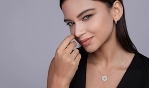 Exquisite S925 sterling silver moissanite jewelry set with necklace, ring and earrings