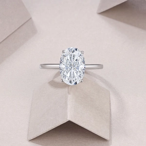 Elegant S925 sterling silver ring with oval cut moissanite and 4-prong setting
