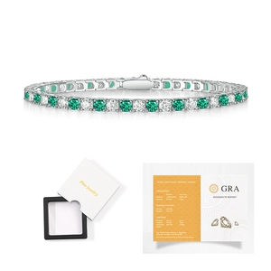 Tennisarmband mit smaragdgrünen Steinen und Moissanit-Diamanten in S925 Silber