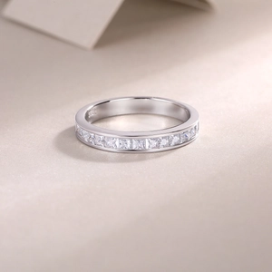 Sparkling S925 sterling silver eternity ring with square-cut moissanite stones