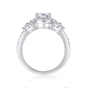 Elegante anello in argento S925 con diamante da laboratorio quadrato e contorno