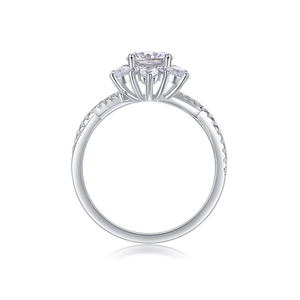 Elegant S925 sterling silver ring with square cut lab diamond and halo stones