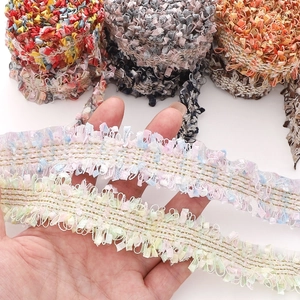 Ruban de dentelle à franges colorées avec fil doré pour travaux de couture DIY à la main