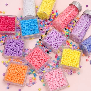 Kit de perles acryliques 4mm colorées en flacons pour création de bijoux DIY