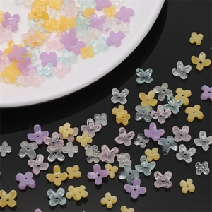 Perline a fiore in resina colorata per creazione di gioielli fai-da-te in tonalità pastello