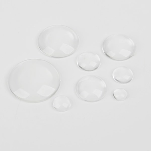 Heldere ronde glazen cabochons in diverse maten voor DIY-sieraden en hangercreaties