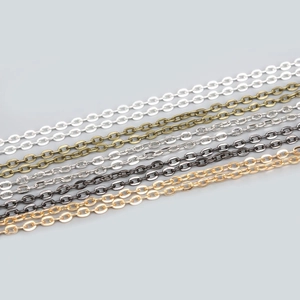 Macro shot of O-shaped DIY jewelry chains in silver, gold, gunmetal and rose gold finishes