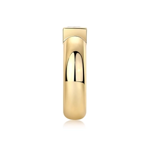 Detail view of 18K gold plated S925 silver ring with high polish and thick band