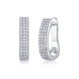 Elegante S925 Sterlingsilber Creolen mit drei Reihen funkelndem Moissanit-Besatz für Damen