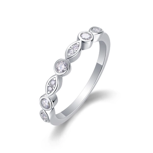 Elegant S925 silver ring featuring alternating round and marquise-cut moissanite stones