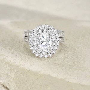 Elegant S925 sterling silver moissanite ring set with double halo oval cut main stone