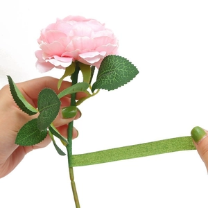 Kit fiori finti rosa fai-da-te con nastro floreale verde e stelo per artigianato