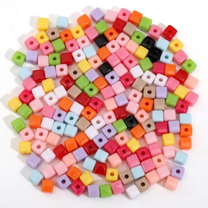 Bunte quadratische Acryl-Abstandshalter-Perlen mit Löchern für DIY-Schmuck und Armbänder