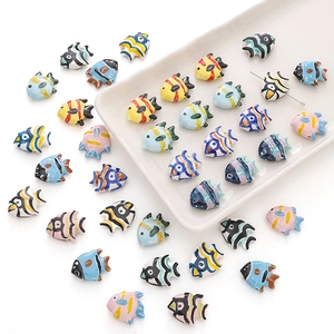 Colorful hand-painted ceramic tropical fish beads for DIY jewelry making and bracelets