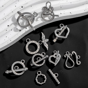 Fermoirs à bascule OT en acier inoxydable avec motifs cœur et abeille pour bijoux DIY