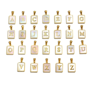 Pendentifs rectangulaires en acier avec 26 initiales, nacre blanche et lettres dorées