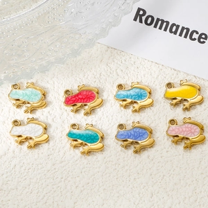 Macro shot of 8-color frog charms in 304L stainless steel for DIY jewelry making