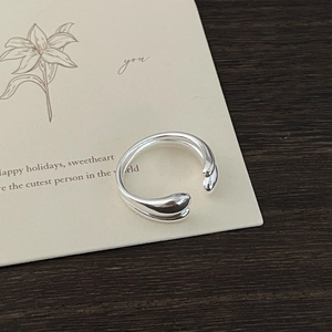 Minimalist double-layered 925 sterling silver open ring with a liquid metal flow design