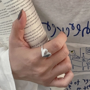 Bague ouverte en argent sterling S925 poli en forme de cœur au style minimaliste