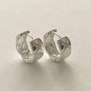 Orecchini a Bottone in Argento Sterling 925 con Motivo Trapuntato Stile Geometrico a Cerchio Gioielli Placcati in Oro e Argento