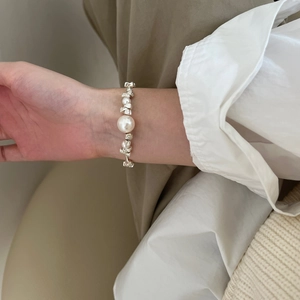 S925 sterling silver beaded bracelet with large white pearl and irregular silver nuggets