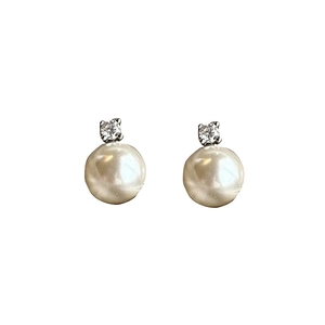 Elegant round pearl stud earrings with tiny zircon inlay in minimalist silver setting