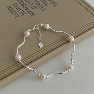 925 silver wave chain bracelet with natural freshwater pearls and adjustable length