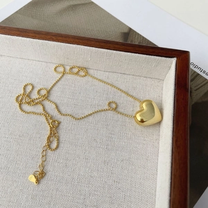 Élégant collier avec pendentif cœur en argent sterling 925 sur une chaîne à billes
