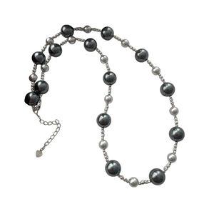 Elegant gradient Tahitian grey pearl necklace with S925 sterling silver heart clasp