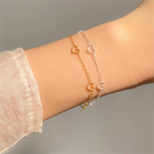 Minimalist 925 sterling silver heart bracelet in gold and silver finish for women