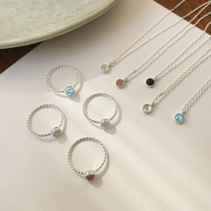 Parure minimaliste en argent sterling S925 avec colliers, bagues et cristaux colorés