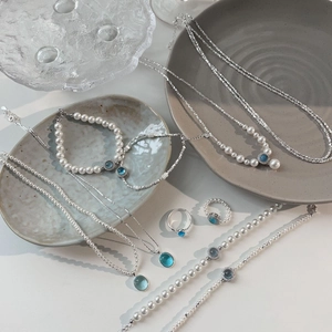 Elegant S925 silver necklace set with white pearls and blue gemstones in French vintage style