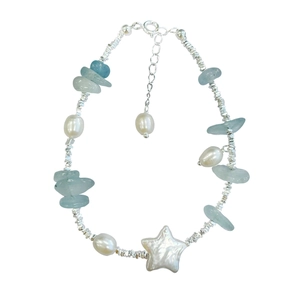 Bracciale in argento S925 con pietre di acquamarina blu, perle bianche e ciondolo a stella