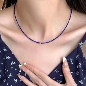 Minimalist S925 silver lapis lazuli choker necklace with delicate blue beads and gold ball