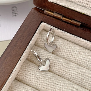 Minimalist 925 Sterling Silver Heart Stud Earrings With Mother Of Artificial Pearl Inlay Elegant Huggie Hoop Dainty Jewelry For Women