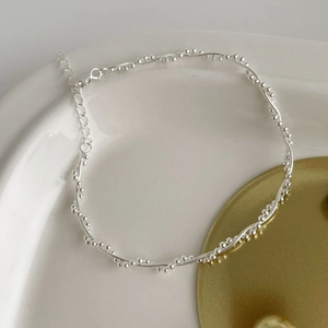 Elegant S925 sterling silver double-layered chain bracelet with shiny round beads details