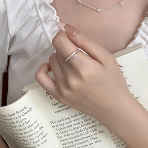 Detailed view of S925 silver double layer chain ring with zircon inlay on open band