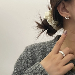 Minimalist S925 sterling silver hollow heart earrings and twisted rope ring set
