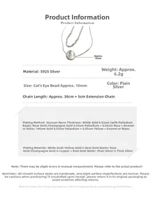 Vue détaillée du collier double couche en argent S925 avec pendentif perle œil de chat