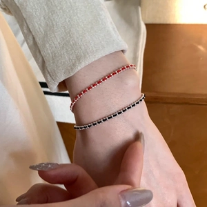 Bracelets minimalistes en argent sterling 925 tissés à la main en rouge et noir pour femme