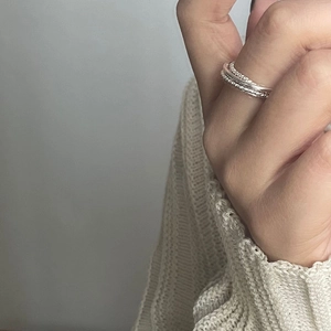 Three-piece stackable S925 sterling silver twisted minimalist rings for women on hand