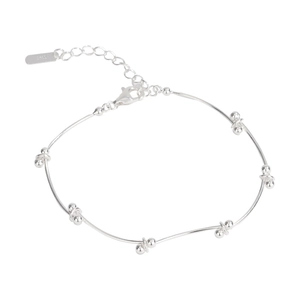 Bracelet perles en argent sterling S925 avec fermoir mousqueton réglable sur fond blanc
