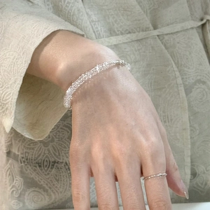 Eleganteres S925 Sterling Silber Perlenarmband mit weißem Kristall und schlichtem Ringset