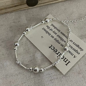 Bracelet minimaliste en argent sterling S925 avec perles rondes et tubes alternés