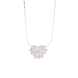 Pendentif cœur perlé en argent sterling S925 minimaliste sur une chaîne serpent fine