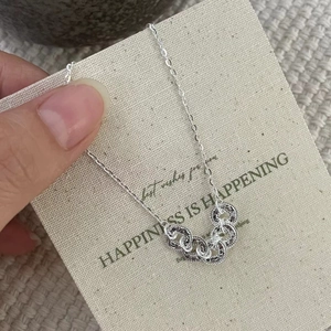 Detailed close-up of S925 sterling silver bracelet featuring interlocking sparkling rings